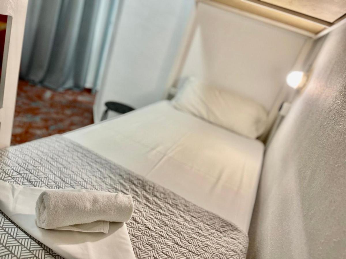 Loft Apart&Hostal Lloret de Mar Eksteriør bilde